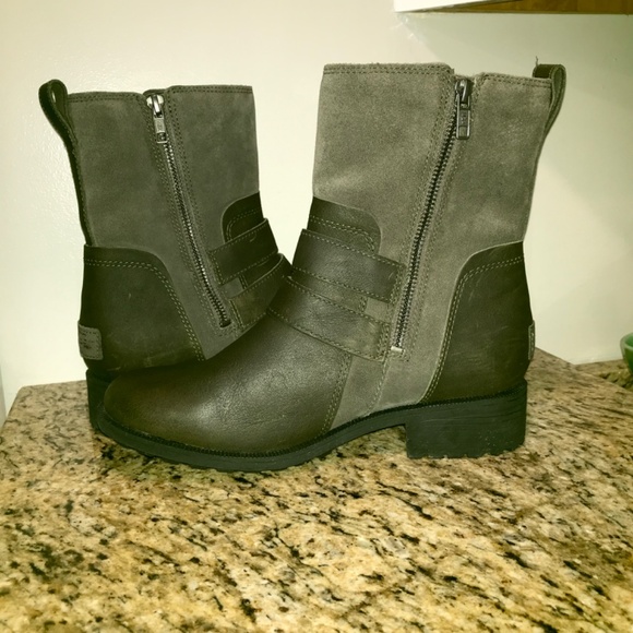 UGG “Wilde” leather waterproof Moto biker buckle boots - Picture 7 of 16